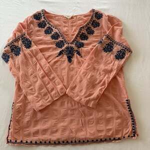 Solitaire Coral Floral Navy Embroidered Blouse Womens Long Sleeve Medium